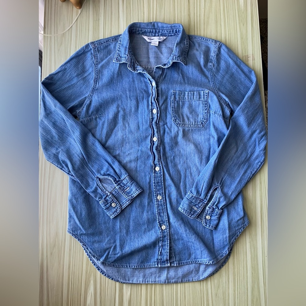 Old Navy Women’s Chambray Top